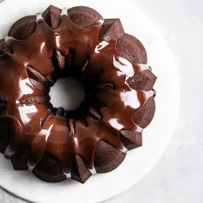 9 inch Bundt Cake Mould | Christmas Cake Mould | Spring Form Cake Mould